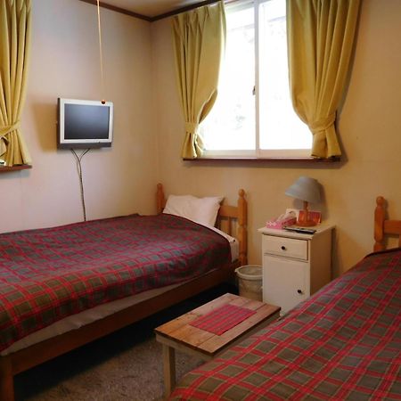Country Lodge Farmstay Hakuba Exterior photo